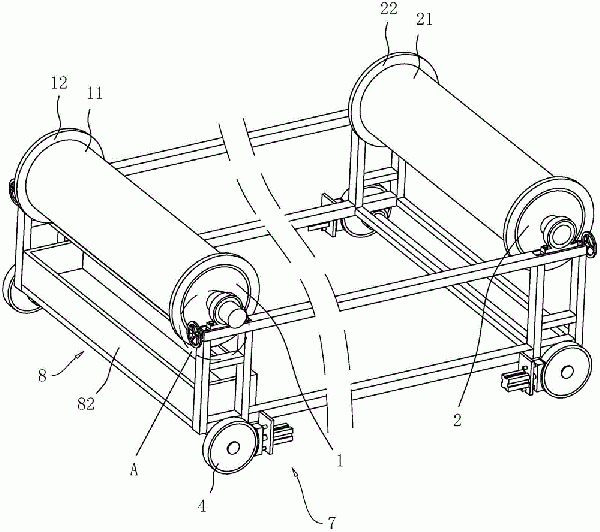 裝有張緊結(jié)構(gòu)的皮帶輸送機(jī)