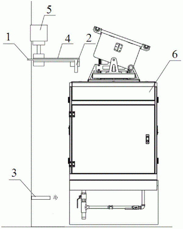 用于帶式輸送機(jī)清潔車的自動(dòng)補(bǔ)水裝置