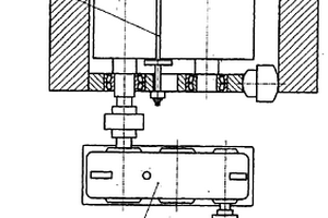 單輥驅(qū)動(dòng)的雙輥式破碎機(jī)