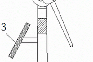基于角度變化提高風(fēng)能及太陽能利用率的綜合裝置