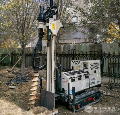 履帶式土壤取樣鉆機(jī)